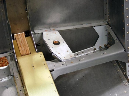 New Mount For Andair FS20X7-T Fuel Valve