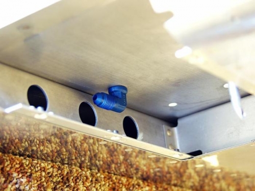 Brake Line Fitting in Gear Mount (L+R)