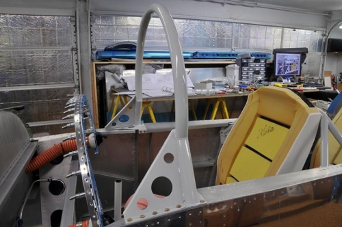 Roll Bar - Left View