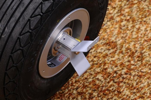 Outboard Wheel Pant Mount - Left Side