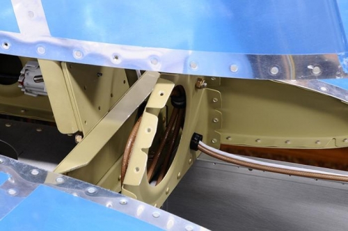 VOR/GS/LOC Antenna Routing