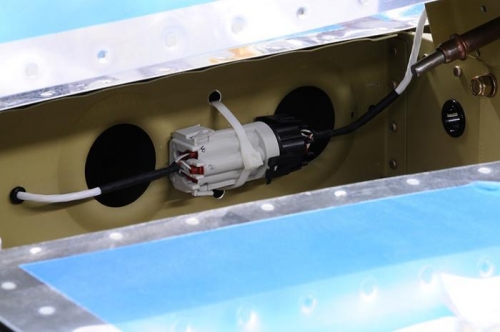 Pitch Trim Servo Connector