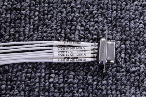 Roll Servo DB9 Connector