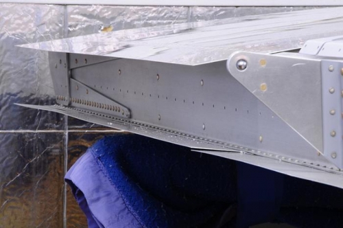 Left Rear Spar Flap Mount Area