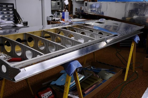 Right Flap Support & Aileron Gap Seal Complete