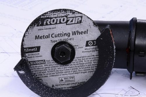RotoZip Metal Cutting Wheel Works Great On Plexi