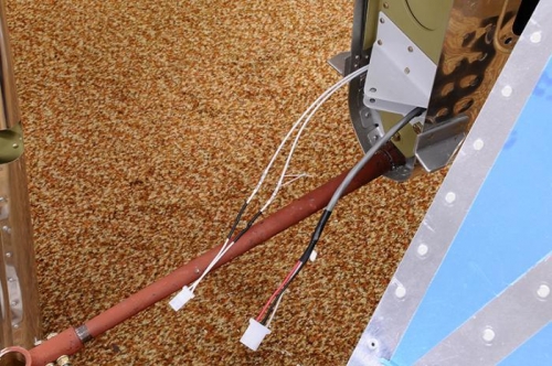 Strobe & Position Light Wires For Rudder