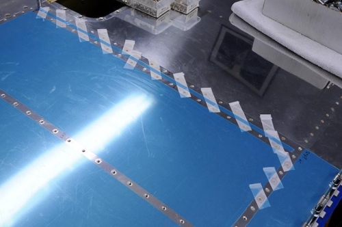 Right Wing - Scotch Tape Works Great At Minimizing Mars