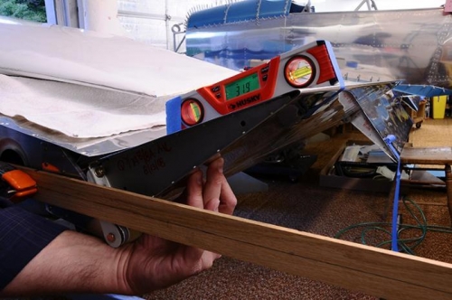 Left Aileron UP Throw