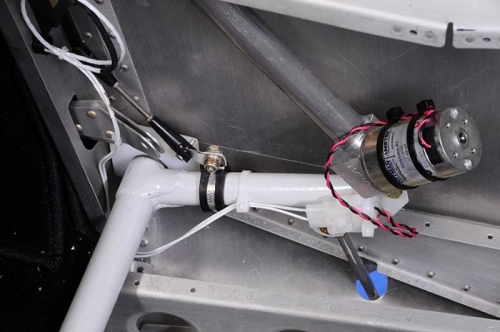 Left Flap Push Rod - Flaps DOWN