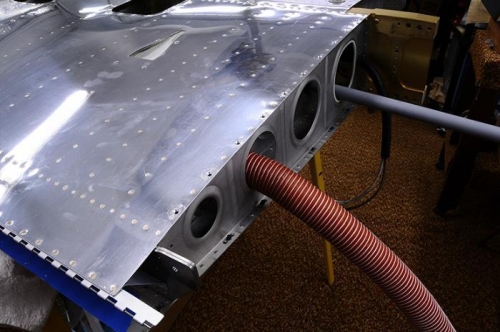 Right Wing Lower Fairing Platenuts