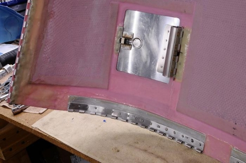 Upper Cowling Hinges Complete