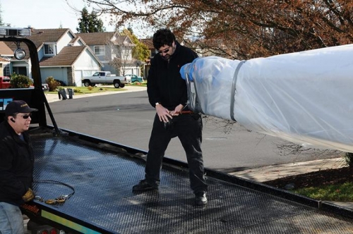 Lifting The Tail & Pulling It Onto The Truck