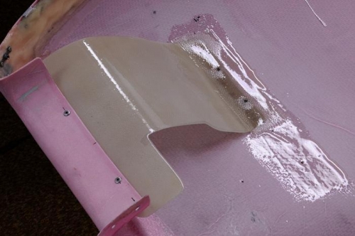 Ducts Bonded To Upper Cowling - Note Governor Cutout