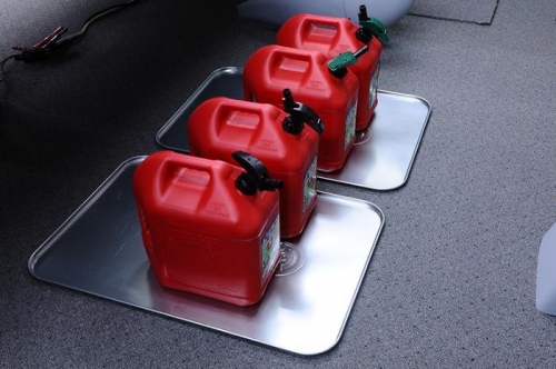 5.25 Gallons X 4 Containers