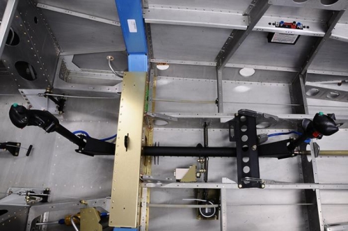 Controls, Aileron Autopilot/Trim Servos