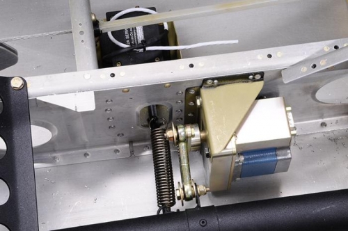 Controls, Aileron Autopilot/Trim Servos