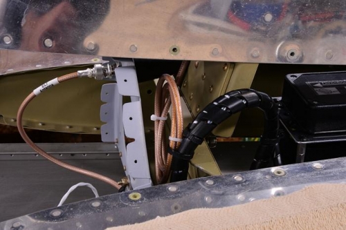 Vertical Fin VOR/GS Ant & Fiberglass Tip