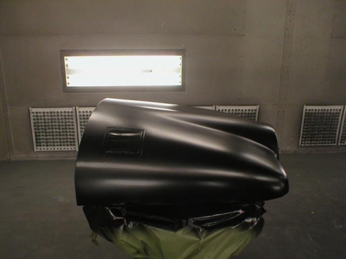 Engine Cowling Gets First Gelcoat