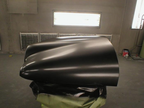 Engine Cowling Gets First Gelcoat