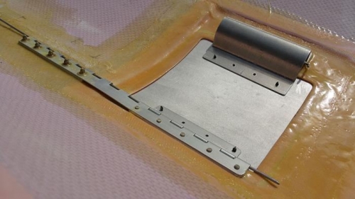 Engine Cowling Oil Door Finish Work