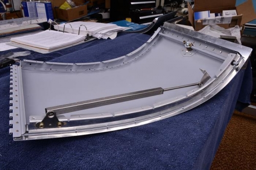 Baggage Door Assembly & Lift Strut