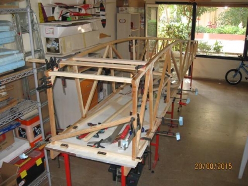 Started to epoxy the cross braces