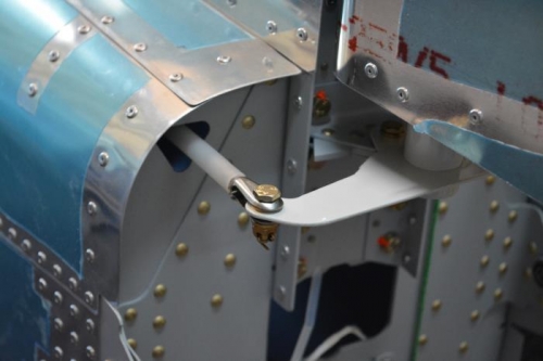 Aft ends attched to rudder horn