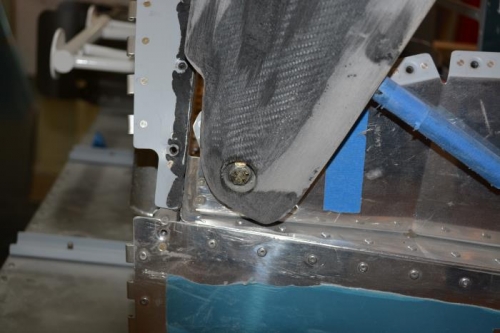 added some more resin/flox and sanded to fit