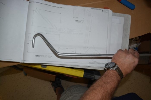 Bending fule vent line