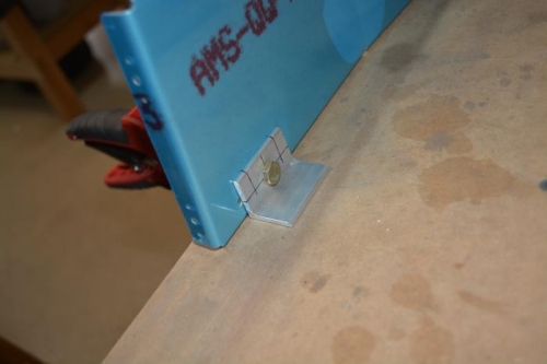 line up strut angle with AN4 size bolt