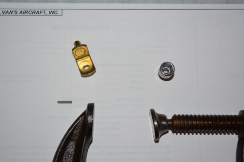 Tools used to remove mandrell from staic port