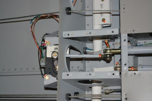 roll servo installed