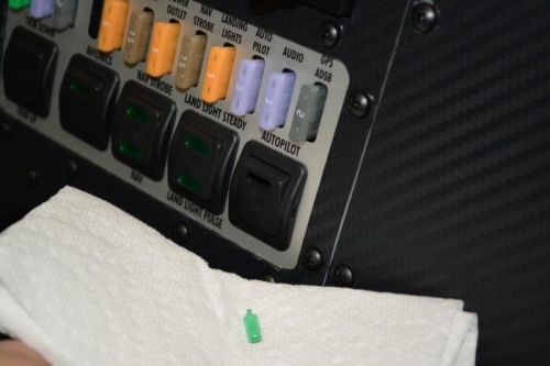 auto pilot light cover fell out