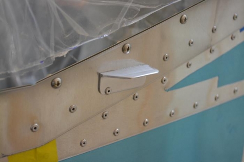 canopy lift handle installed