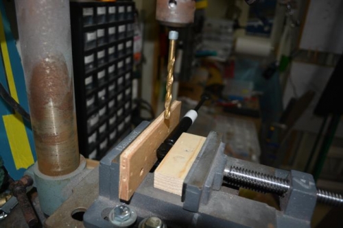 final size strut holes 1/4