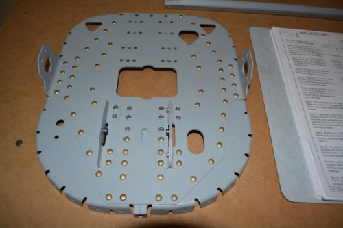 Aft side of fuselage bulkhead completely riveted