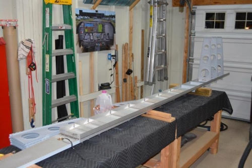 Attaching the first set of left main ribs