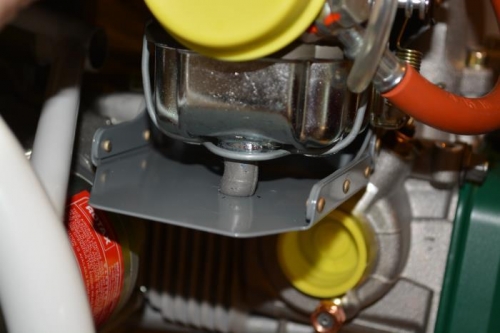 positioned the bridge under carb