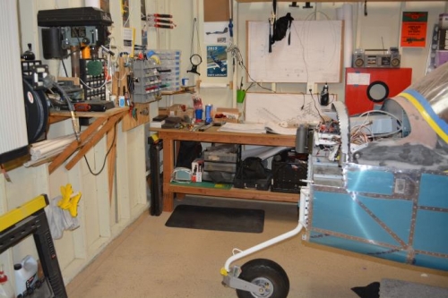 moved workbench to provide some more room
