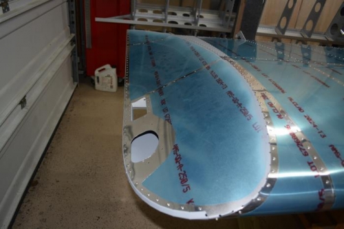 more pictures of the wing tip and tip light cutout