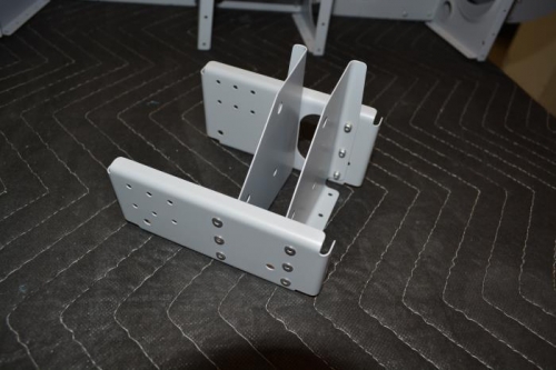 Pulley bracket complete