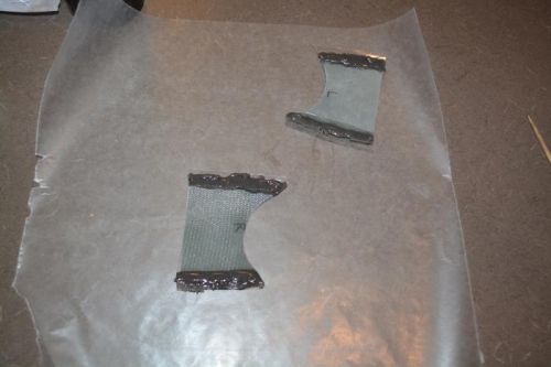 added some resinflox mix to the edges