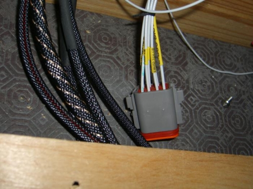 E-bus connector
