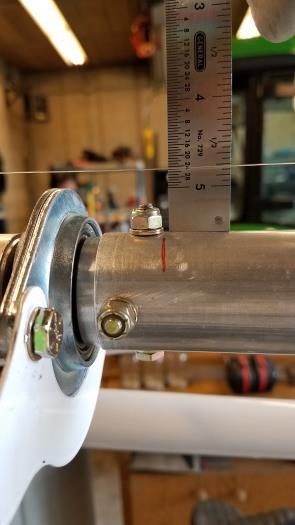 Checking straightness of tail rotor shaft