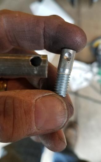 Solid glued piece for end of collective