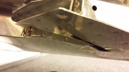 New trim tab link installed