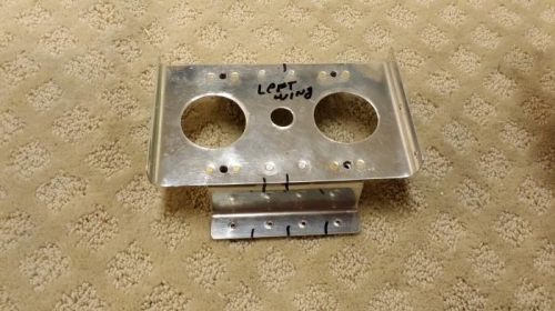 L eing controller brackety