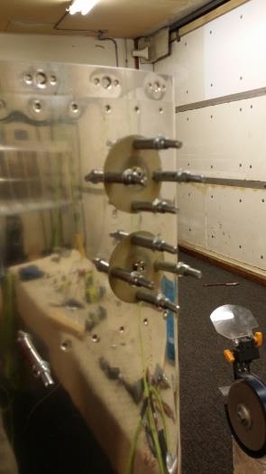 L wing center power connectors