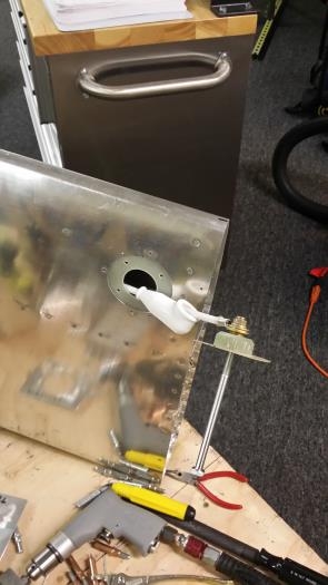 Terminal loosely connected